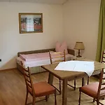 Amadee Apartament