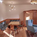 Amadee Appartements *