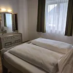 Amadee Apartament