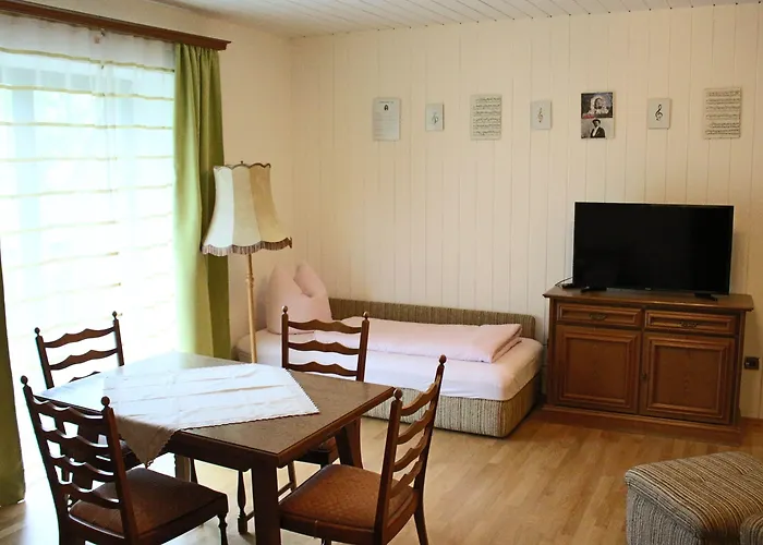 Amadee Appartements Apartment