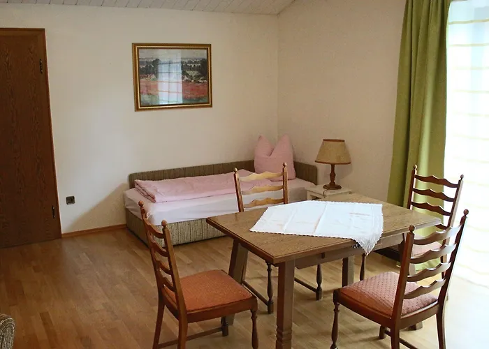 Amadee Appartements Apartman